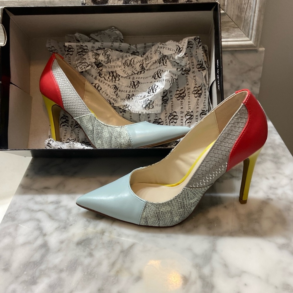 Rock and Republic heels multicolors